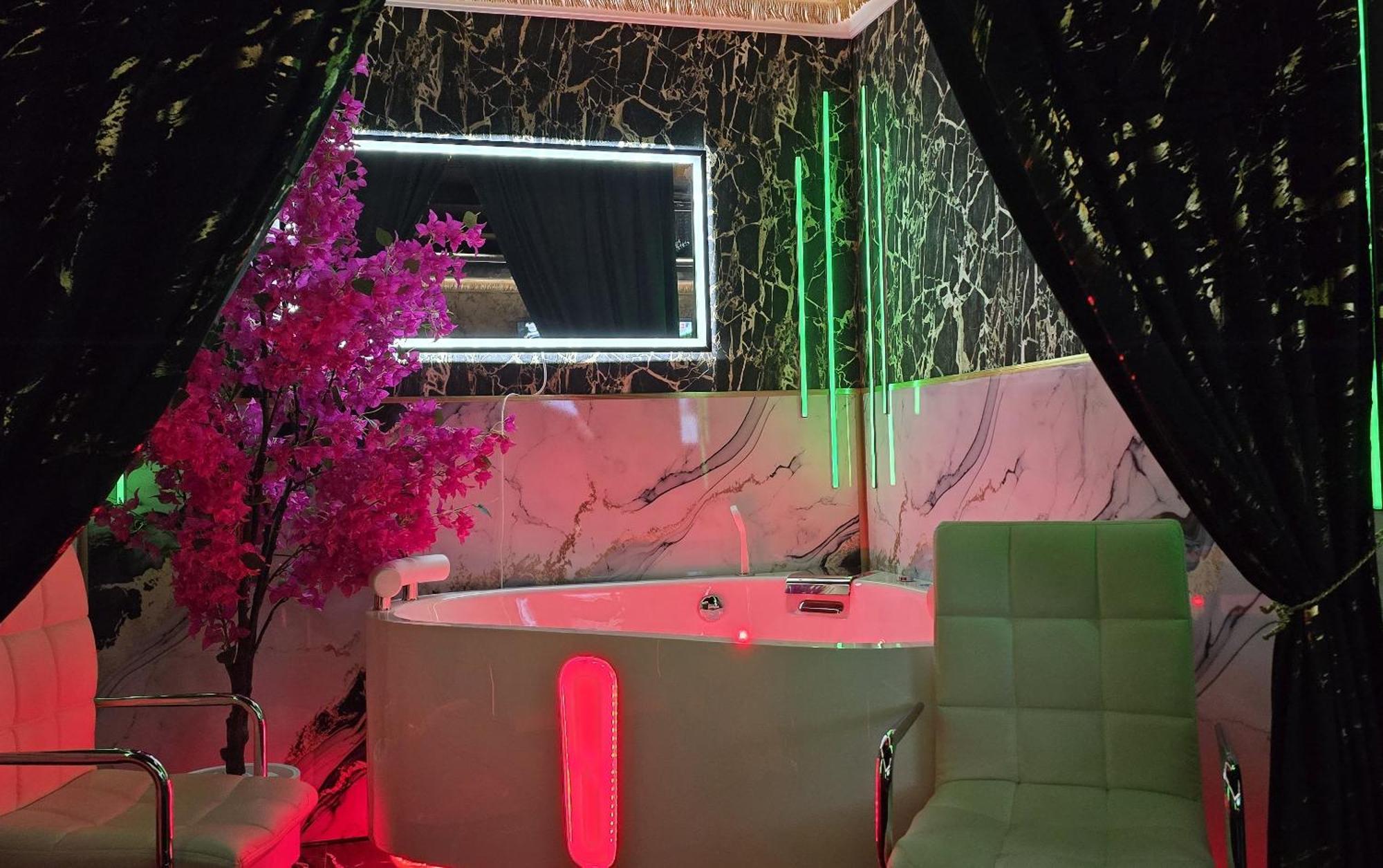 Zajazd Albatros Rzeszow Spa מראה חיצוני תמונה